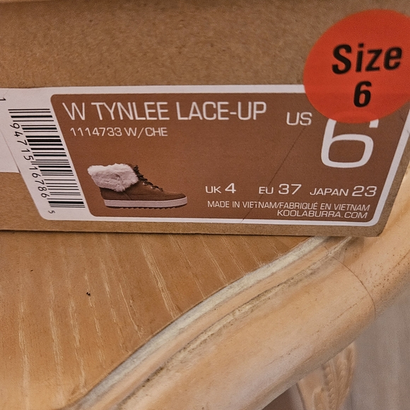 Koolaburra Tan Suede Winter Boots Sz 6 - Picture 6 of 6